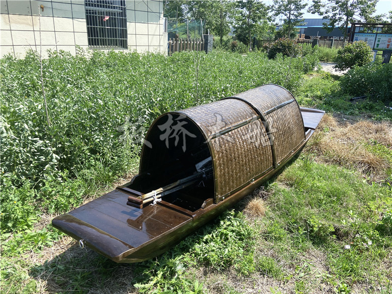 南京汤山街道石地村小品木船